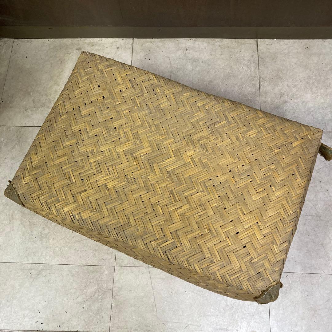 Ｂ-3 昭和レトロ 柳行李 竹細工 竹籠 竹かご 蓋つきかご 収納ボックス 葛籠