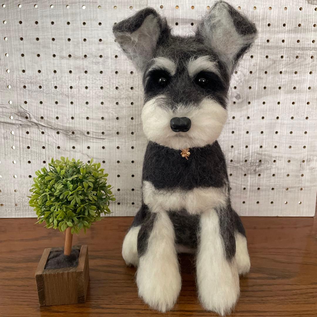 羊毛フェルト　ミニチュアシュナウザー　ブラック&シルバー　２点