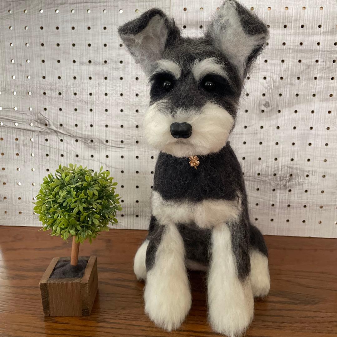 羊毛フェルト　ミニチュアシュナウザー　ブラック&シルバー　２点