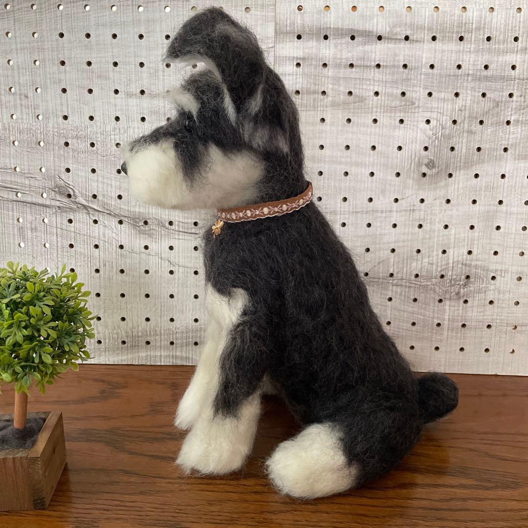 羊毛フェルト　ミニチュアシュナウザー　ブラック&シルバー　２点