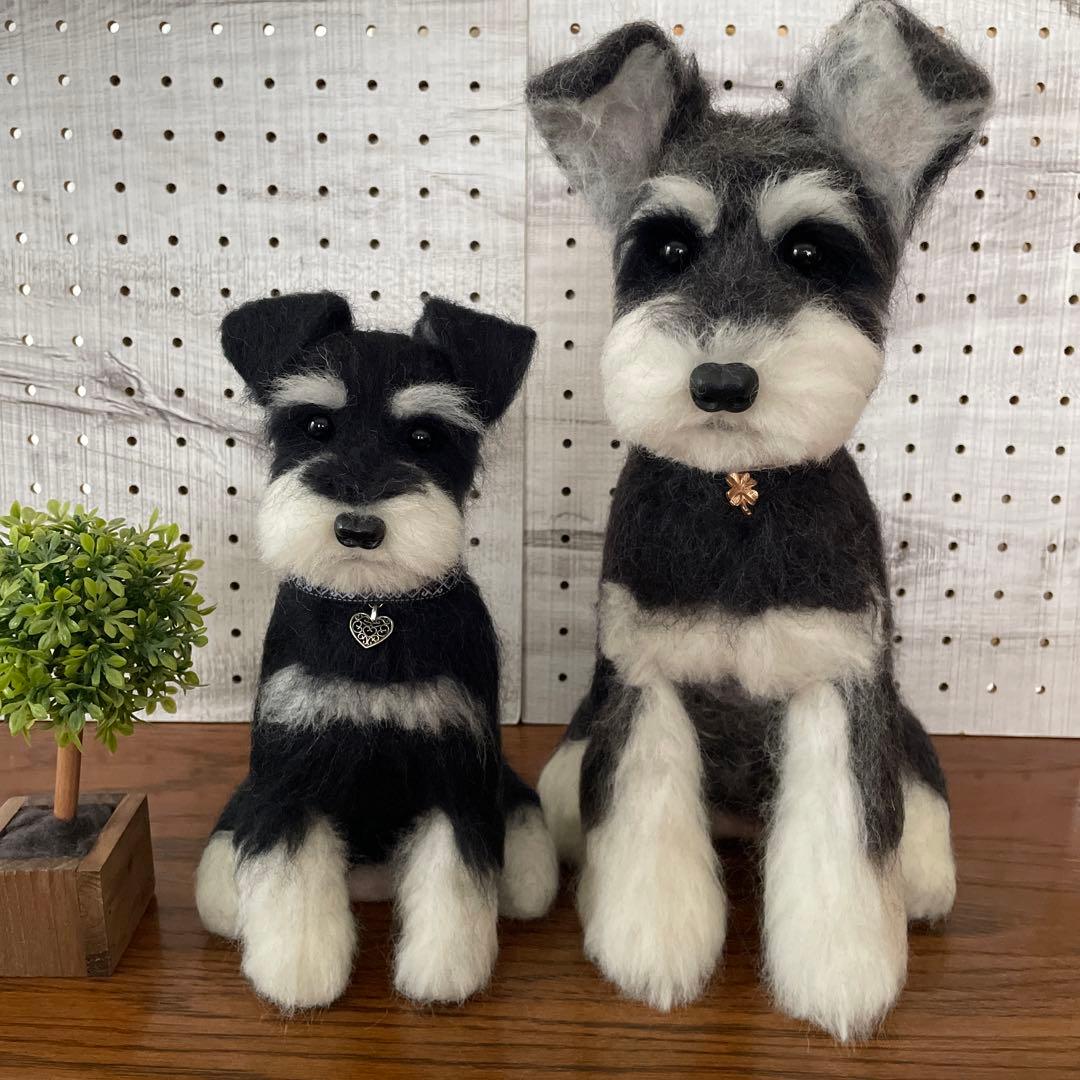羊毛フェルト　ミニチュアシュナウザー　ブラック&シルバー　２点