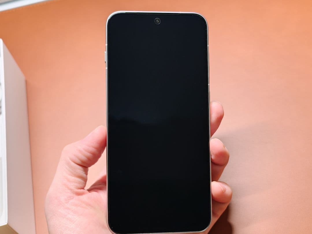 OPPO Find X9 本体 チタニウムグレー 国内版 ケース付き