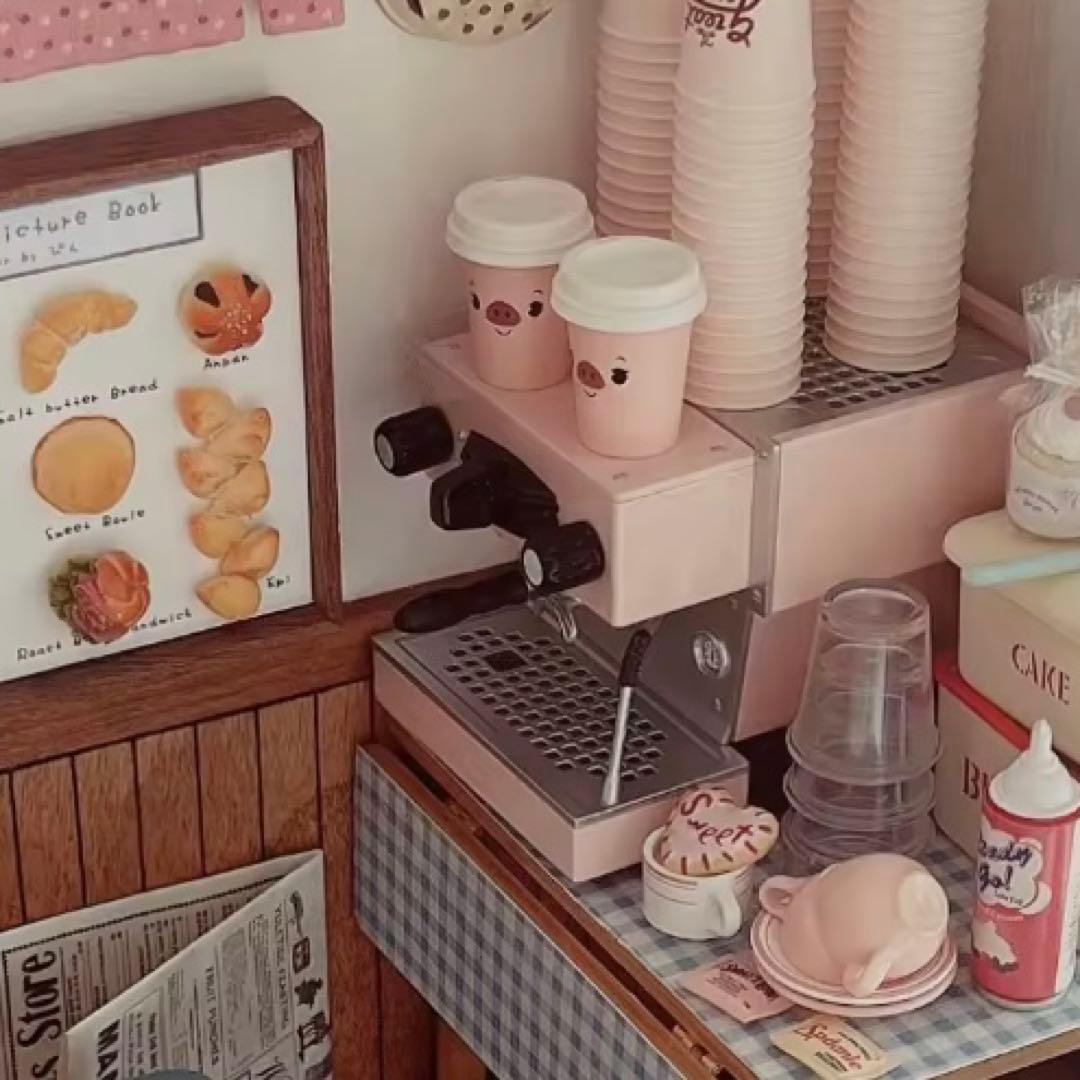 ミニチュア　コーヒーマシン　エスプレッソマシン　サクラピンク　ドールハウス