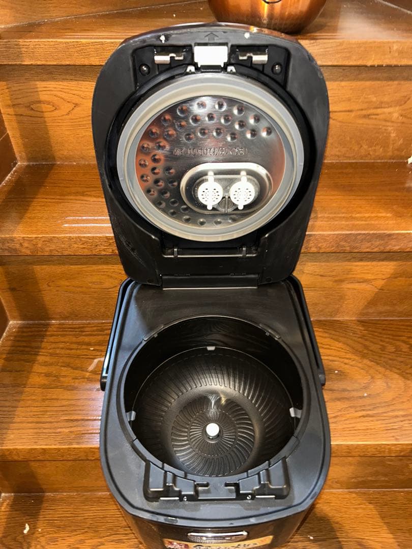 17年製　アイリスオーヤマ　圧力IHジャー炊飯器　5.5合　KRC-PA50