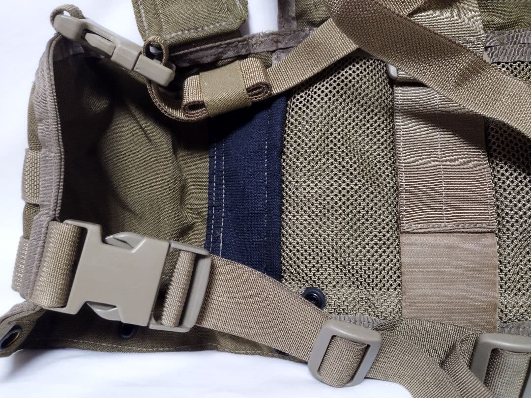 (5246)米軍実物USMC.ローデシアンリーコンベスト　美品