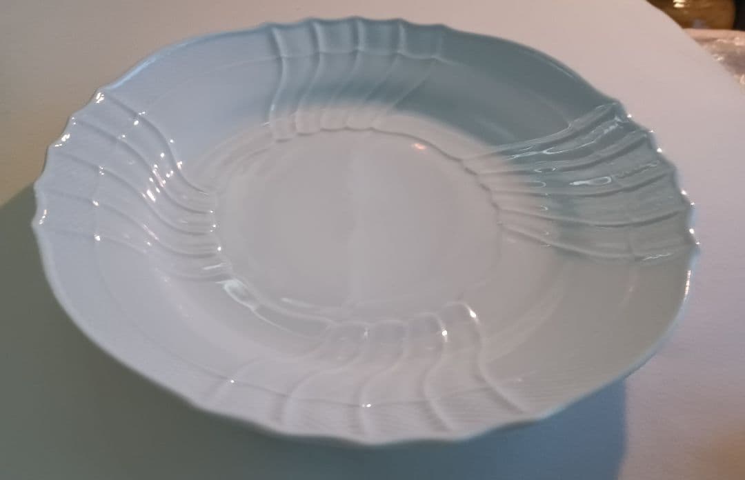 【リチャード・ジノリ】ベッキオホワイト　サービスプレート　大皿　33cm