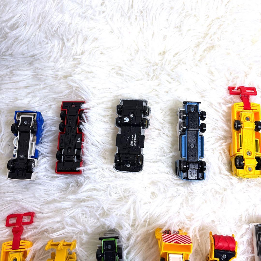 トミカ TOMICA 働く車 28台セット 消防車 救急車 工事車両 まとめ
