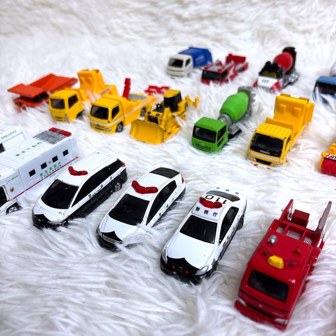 トミカ TOMICA 働く車 28台セット 消防車 救急車 工事車両 まとめ