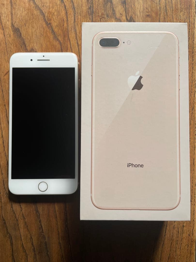 iPhone 8 Plus ゴールド 本体及び箱　ジャンク