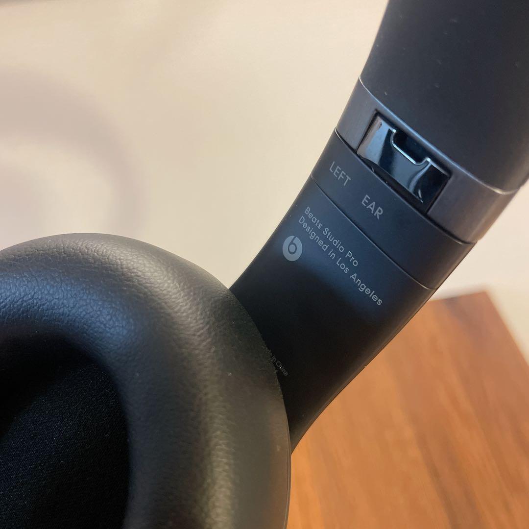 《美品》Beats Studio Pro ワイヤレスヘッドホン　ブラック黒