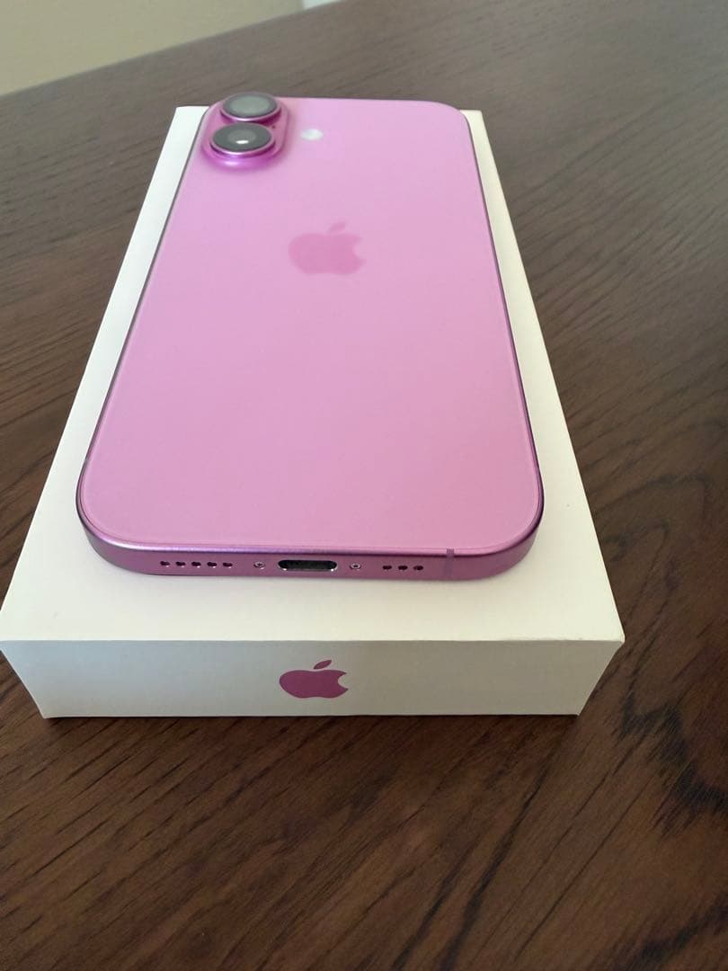 【値下げ・美品】iPhone 16 256GB ピンク