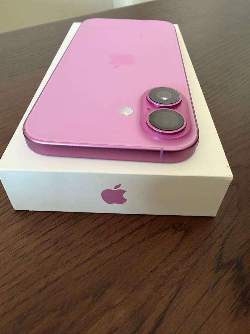 【値下げ・美品】iPhone 16 256GB ピンク