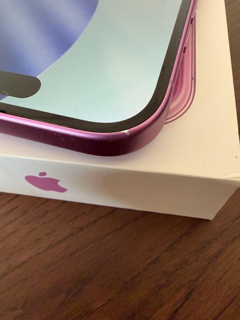 【値下げ・美品】iPhone 16 256GB ピンク