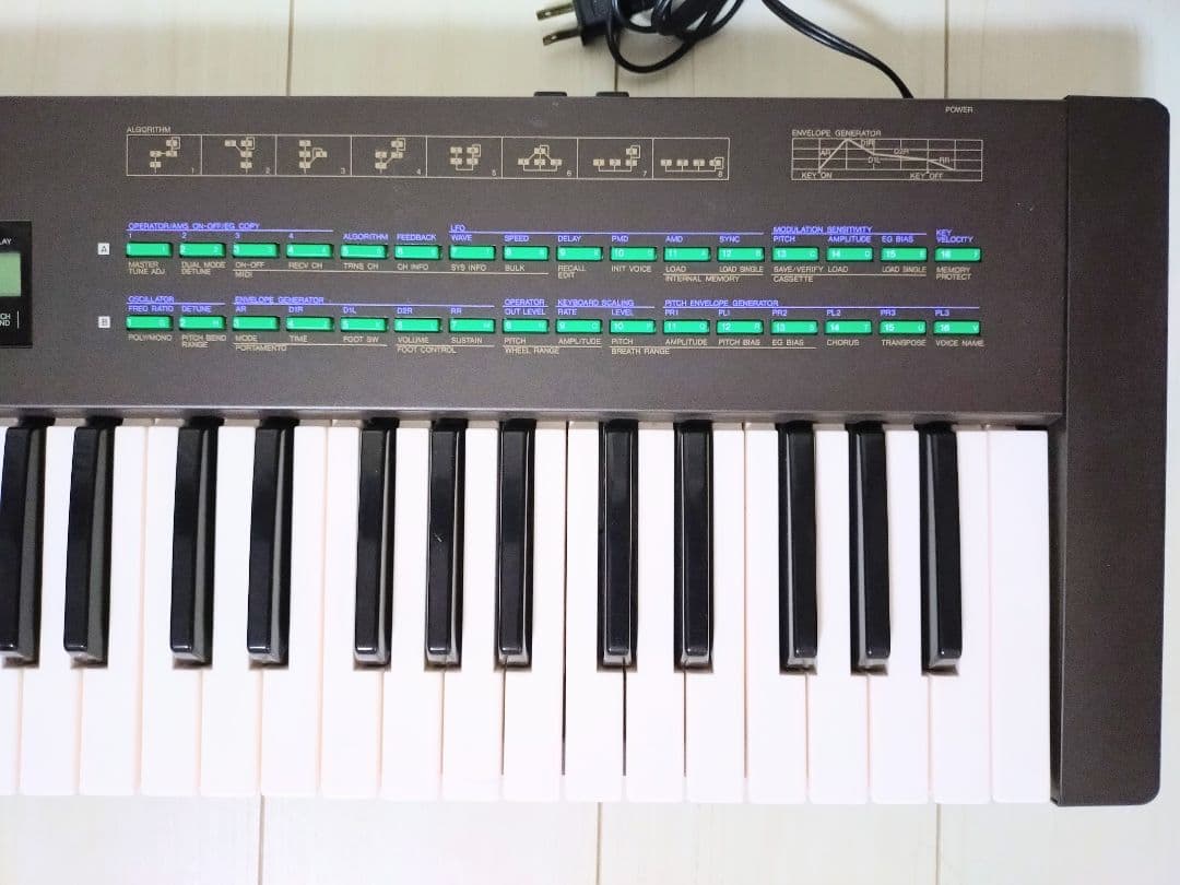 YAMAHA DX21 シンセサイザー ソフトケース付き