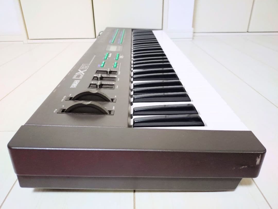 YAMAHA DX21 シンセサイザー ソフトケース付き