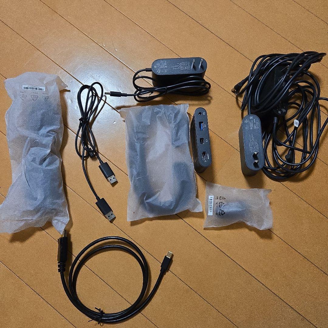 HTC VIVE VRヘッドセット (おまけ付き)