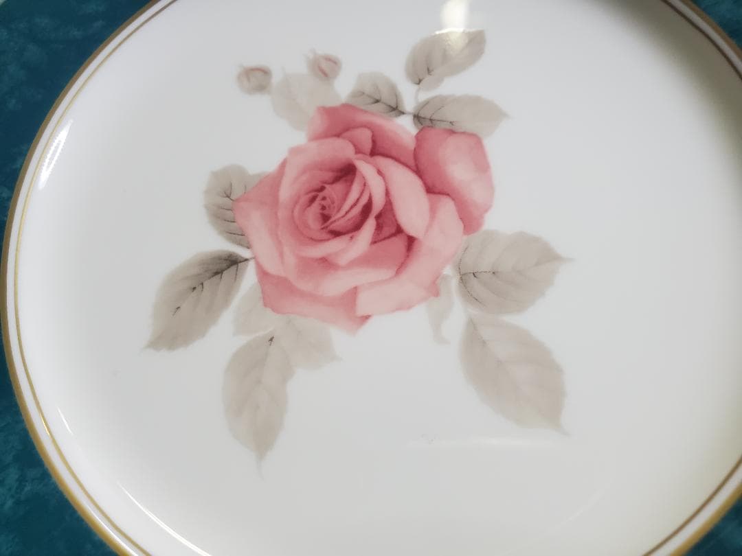 NARUMI CARESS 21cmデザート皿 ３枚セット ナルミ カレス