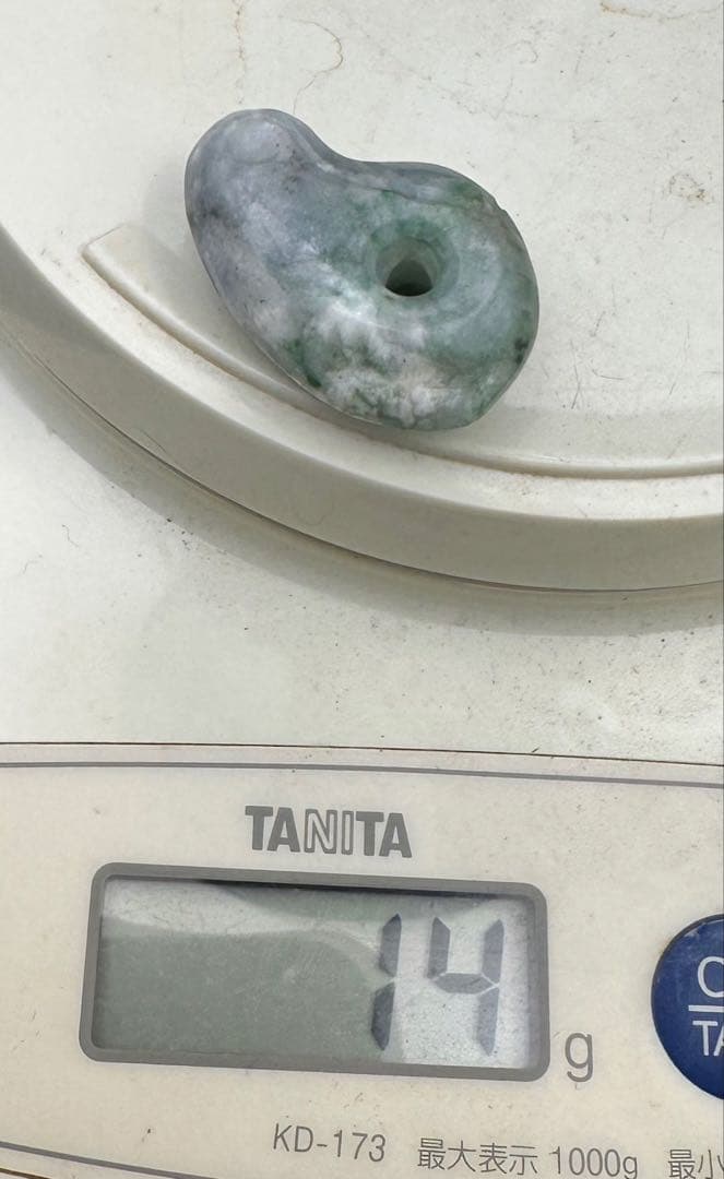 2025.5.1激安唐草角翼龍勾玉　糸魚川最上級極品ロウカン翡翠