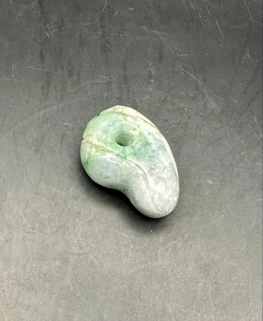 2025.5.1激安唐草角翼龍勾玉　糸魚川最上級極品ロウカン翡翠