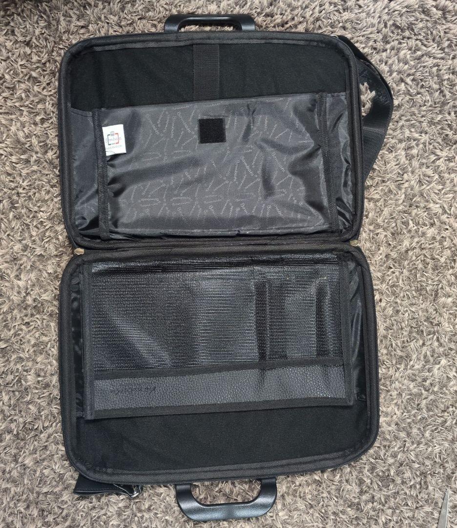 Bombata ノートPCケース ブラック