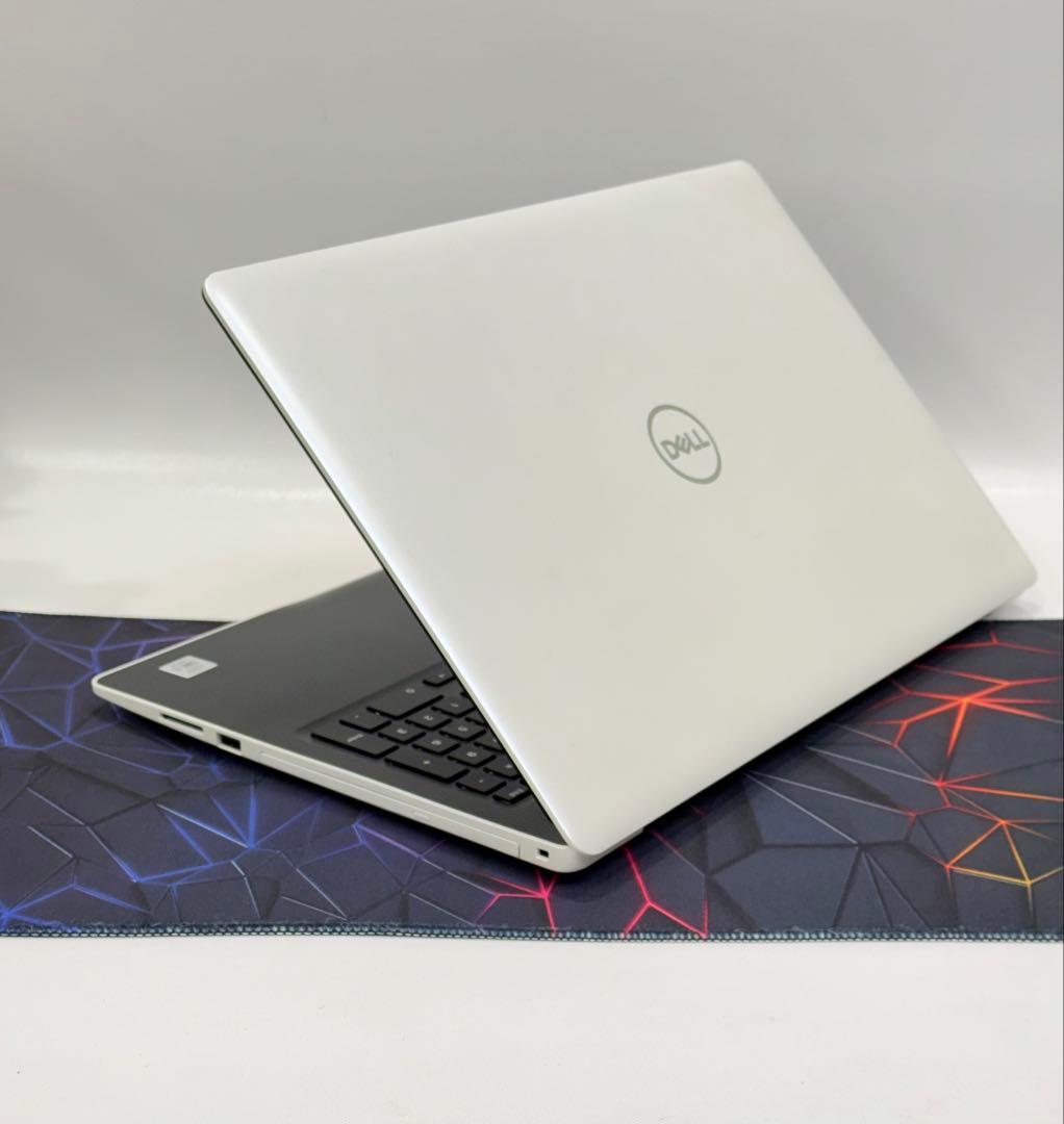 10世代 Dell InspironデルCore i5/フルHD/8GB/SSD