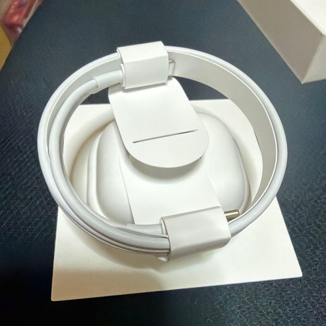 AirPods第3世代本体 ケース付き