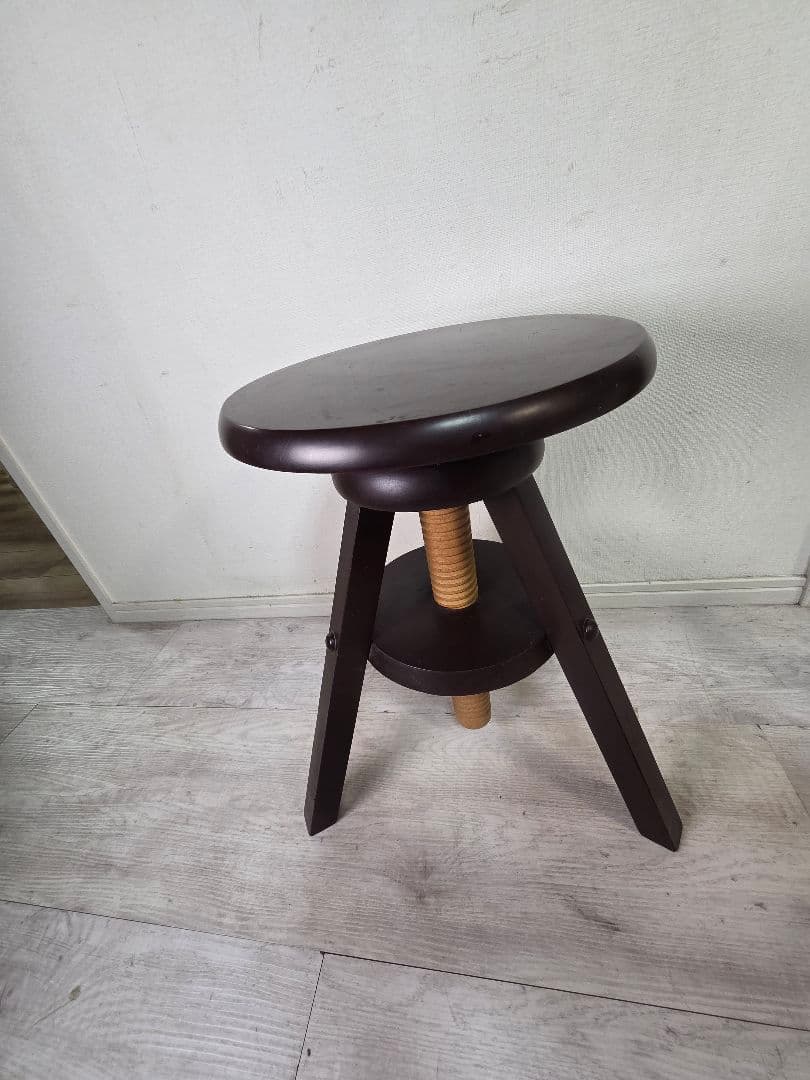 ダークブラウン 木製スツール 高さ59cm