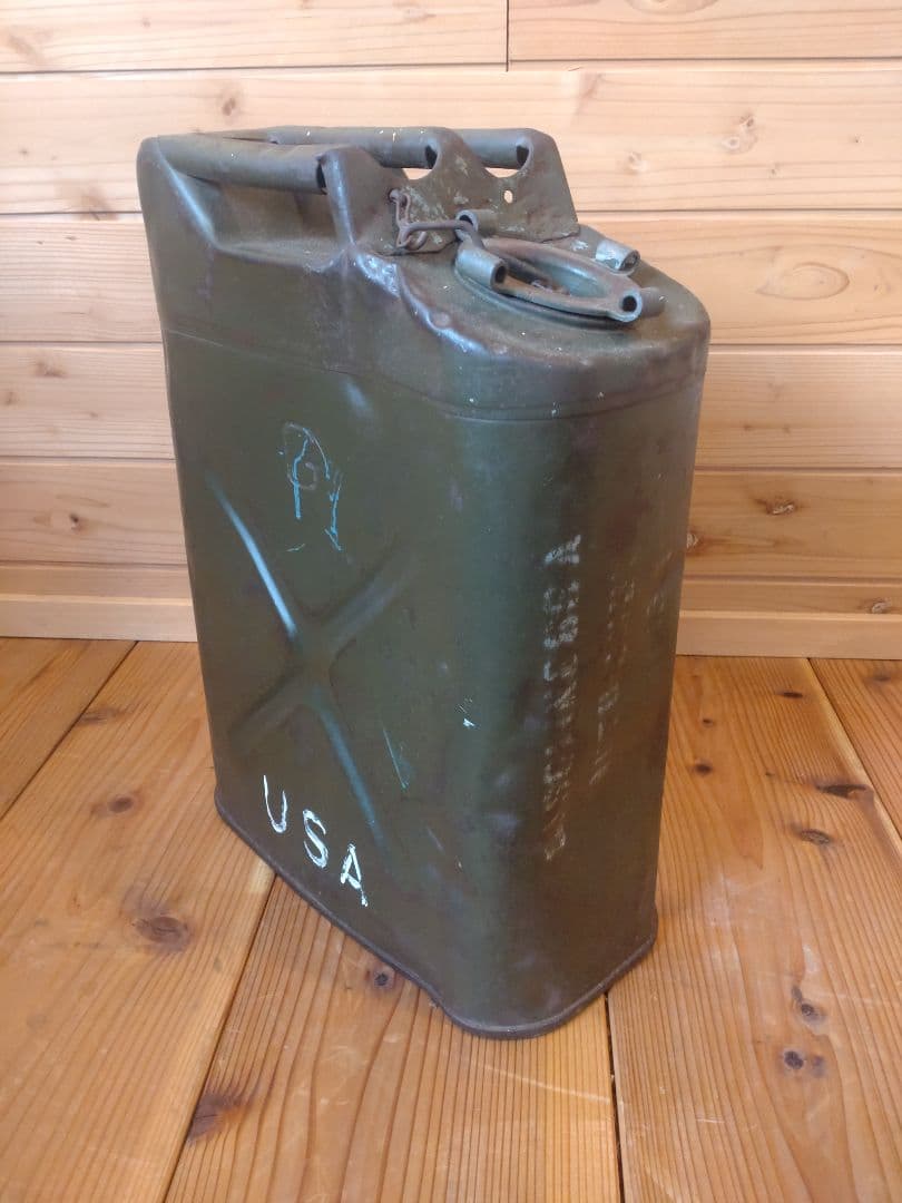 USA　ガソリン携行缶(ジェリ缶) 　ヴィンテージ品