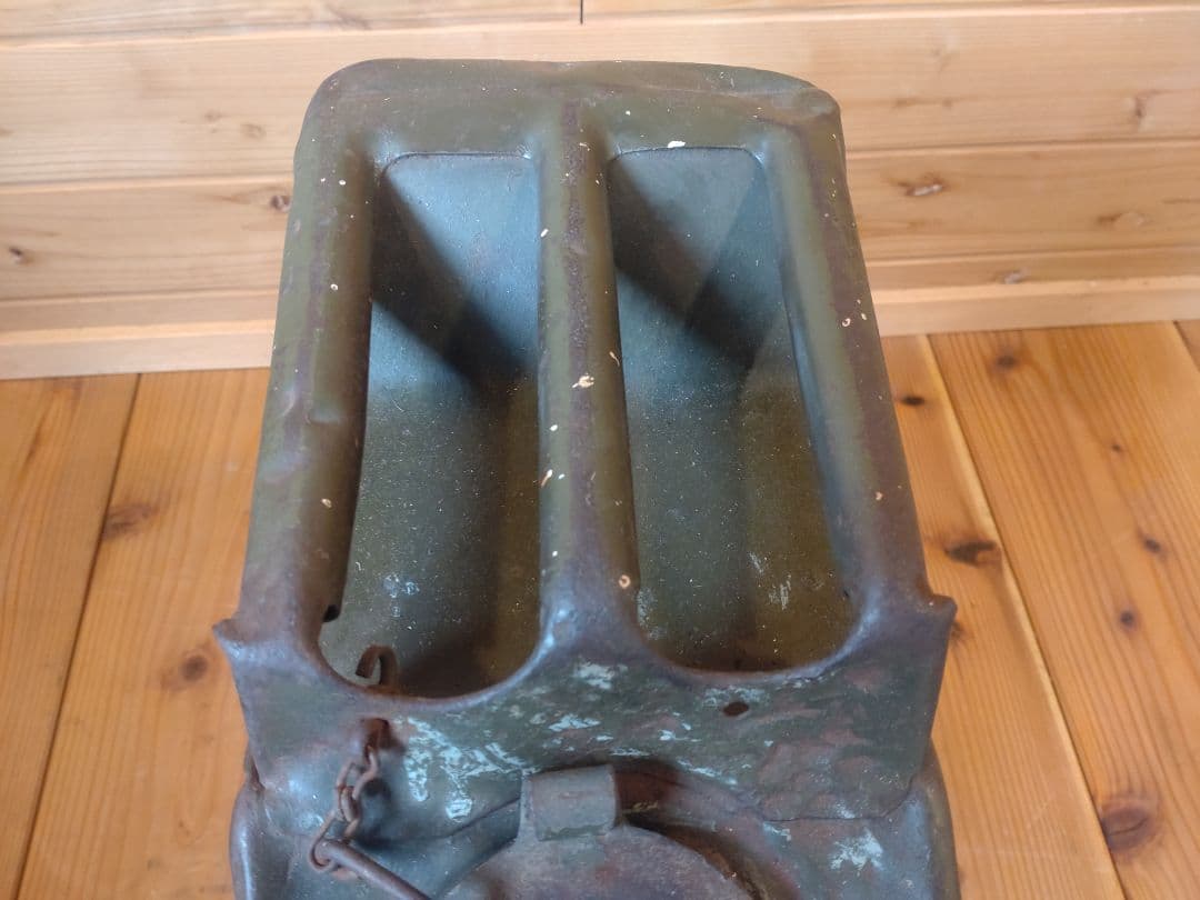 USA　ガソリン携行缶(ジェリ缶) 　ヴィンテージ品