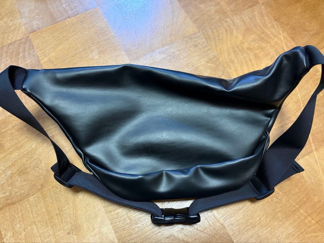 米津玄師　Majogariバック