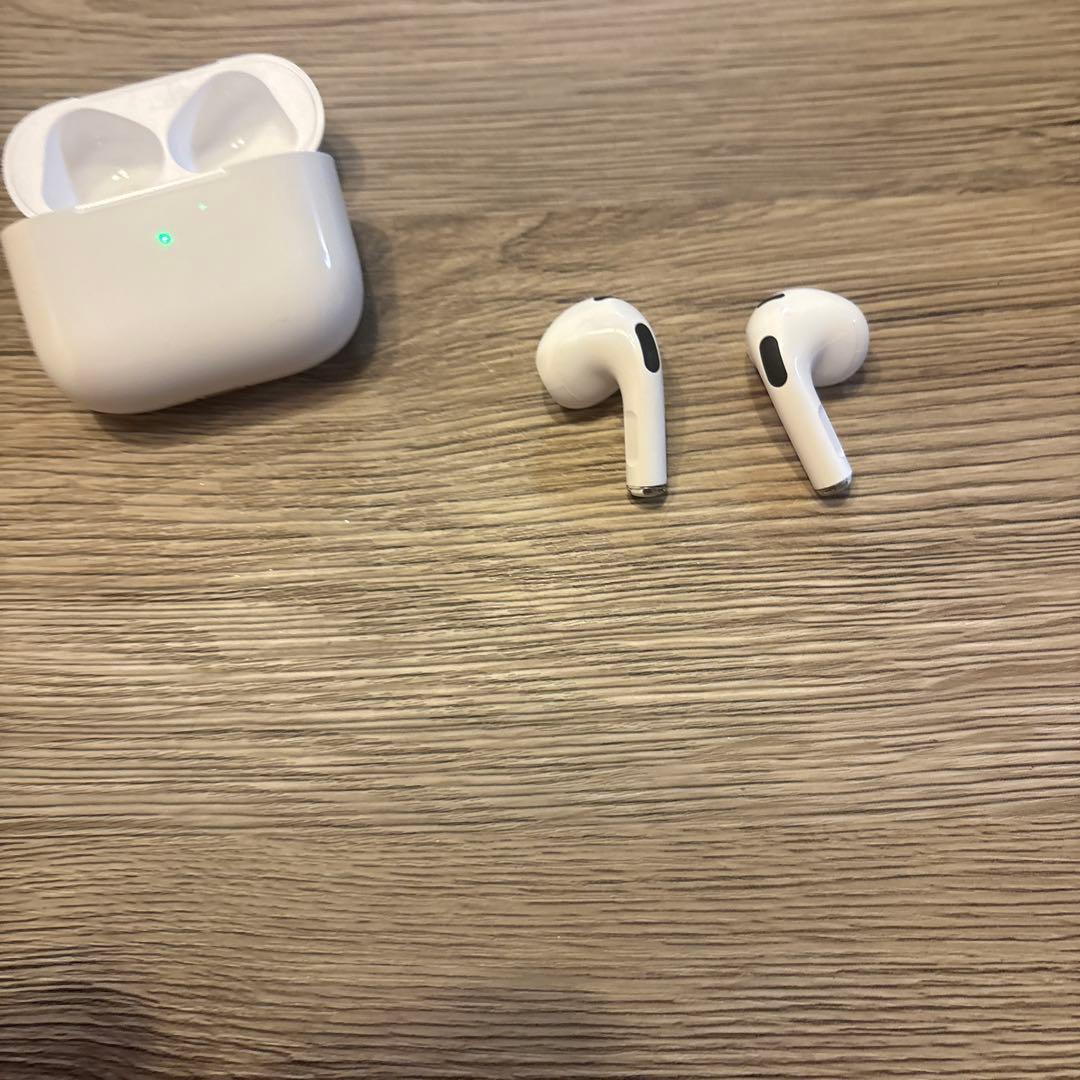 AirPods本体 ホワイト第3世代