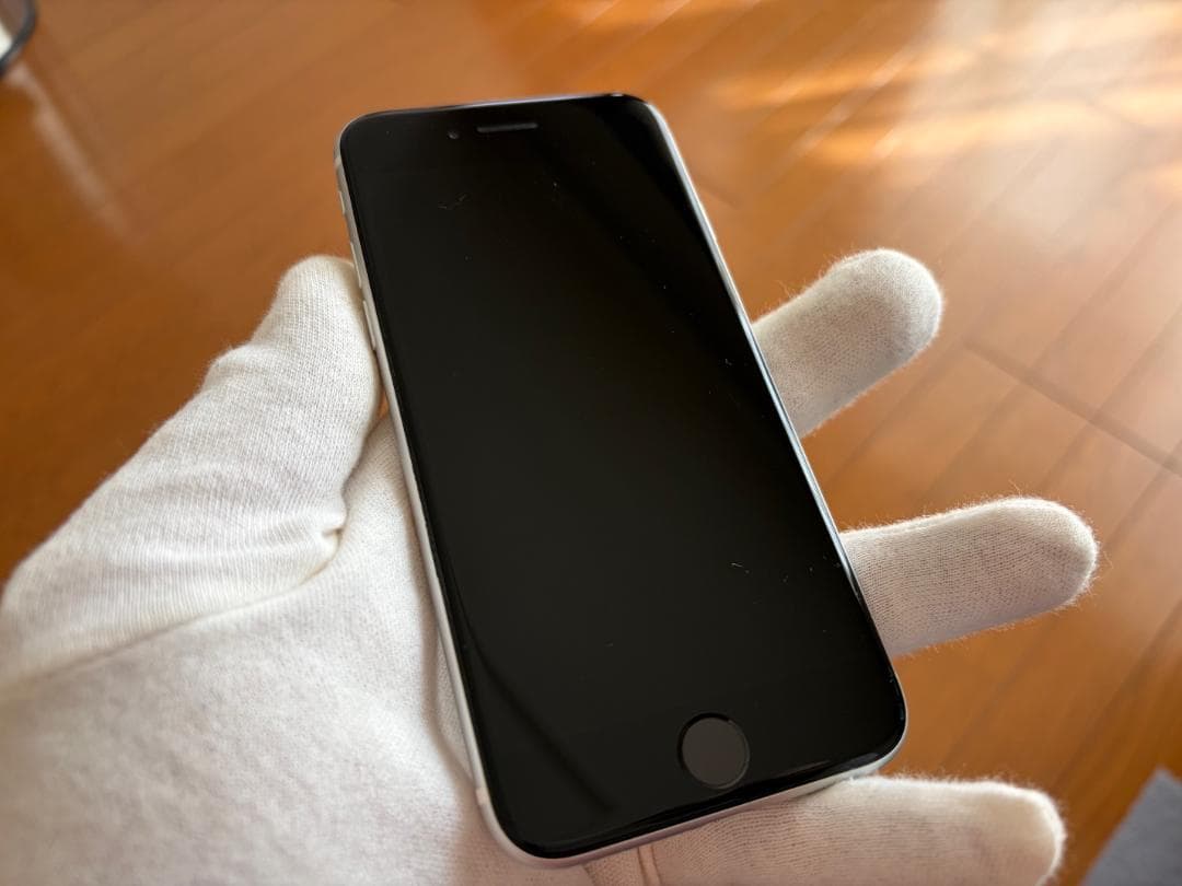 iPhone SE（第2世代）☆64GB☆SIMフリー☆ホワイト☆美品