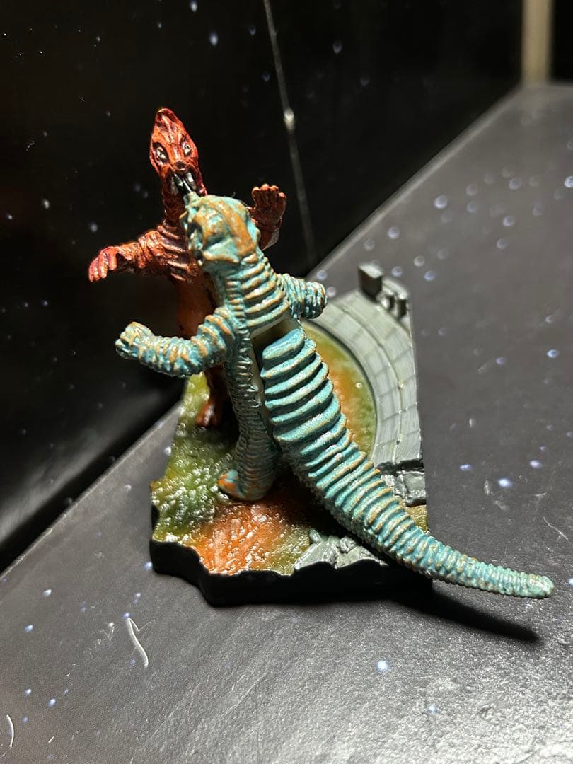 ウルトラ怪獣名鑑 １６種　まとめ売り