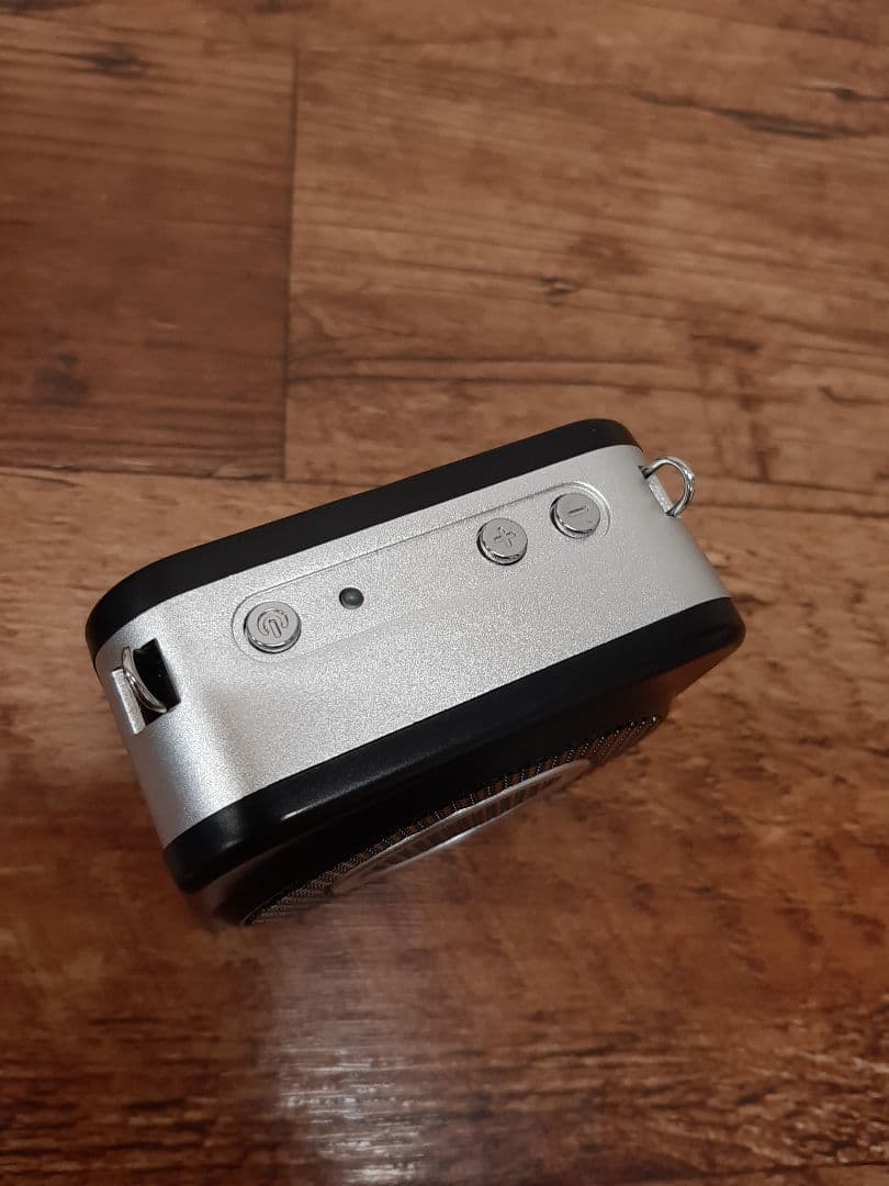 美品サンワ　ワイヤレスポータブル拡声器400-SP048