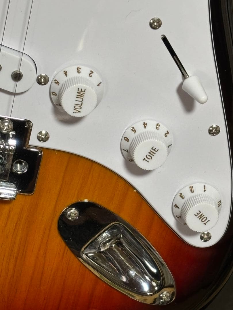 超美品✧*。SELDERエレキギター サンバースト