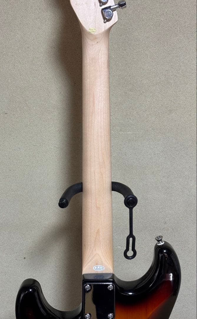 超美品✧*。SELDERエレキギター サンバースト