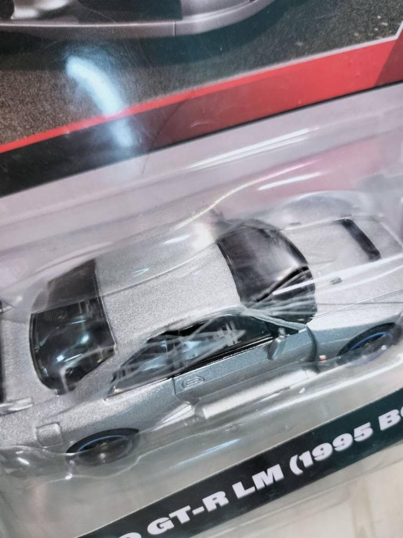 ホットウィール　NISMO GT-R LM スカイライン　ミニカー　1/43