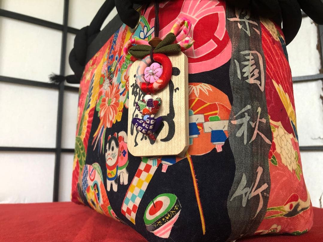 一閑張り　一閑張りバック　正絹古布錦紗　藍染　正絹古布犬張子　狛犬　可愛い