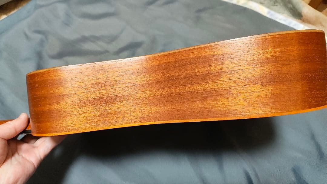 Taylor Baby Taylor BT2e エレアコミニギター 純正ケース付