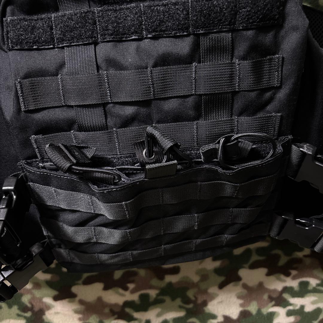 美品　米軍放出品　T3 GEAR キャリアプレート　ブラック　送料無料