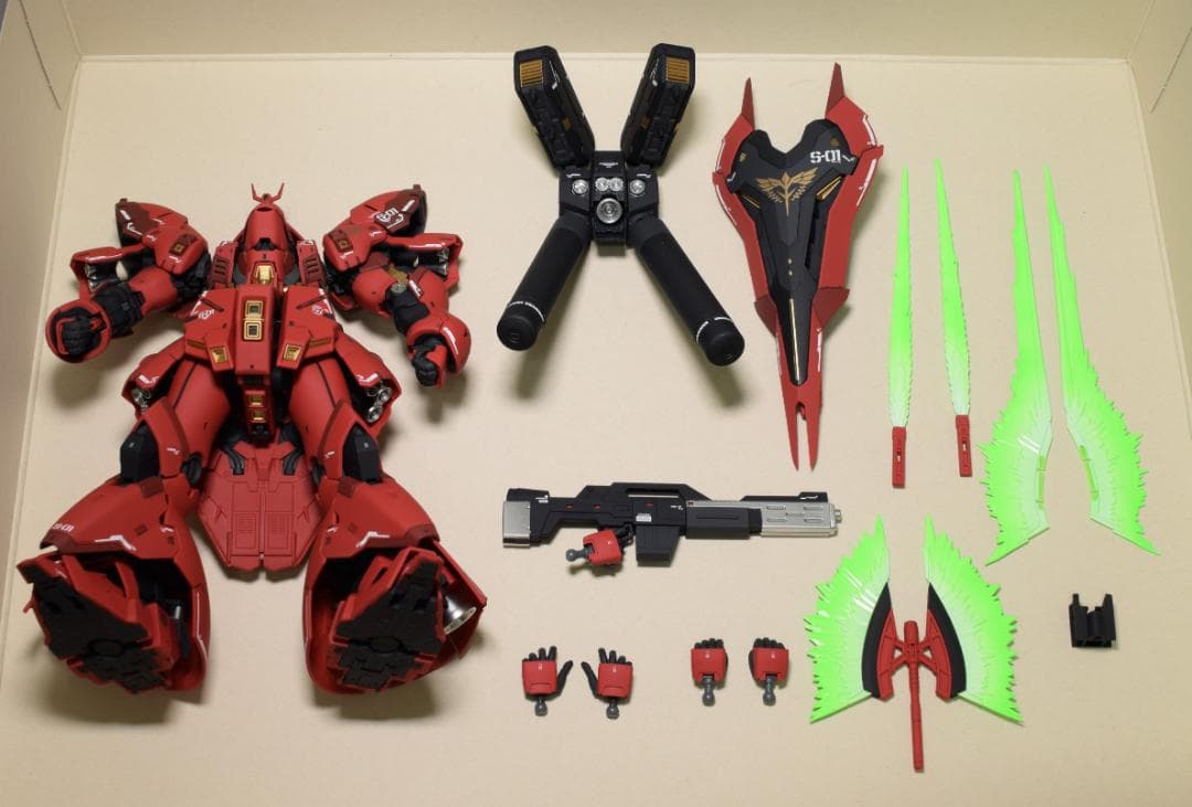 塗装済み完成品 RGサザビー