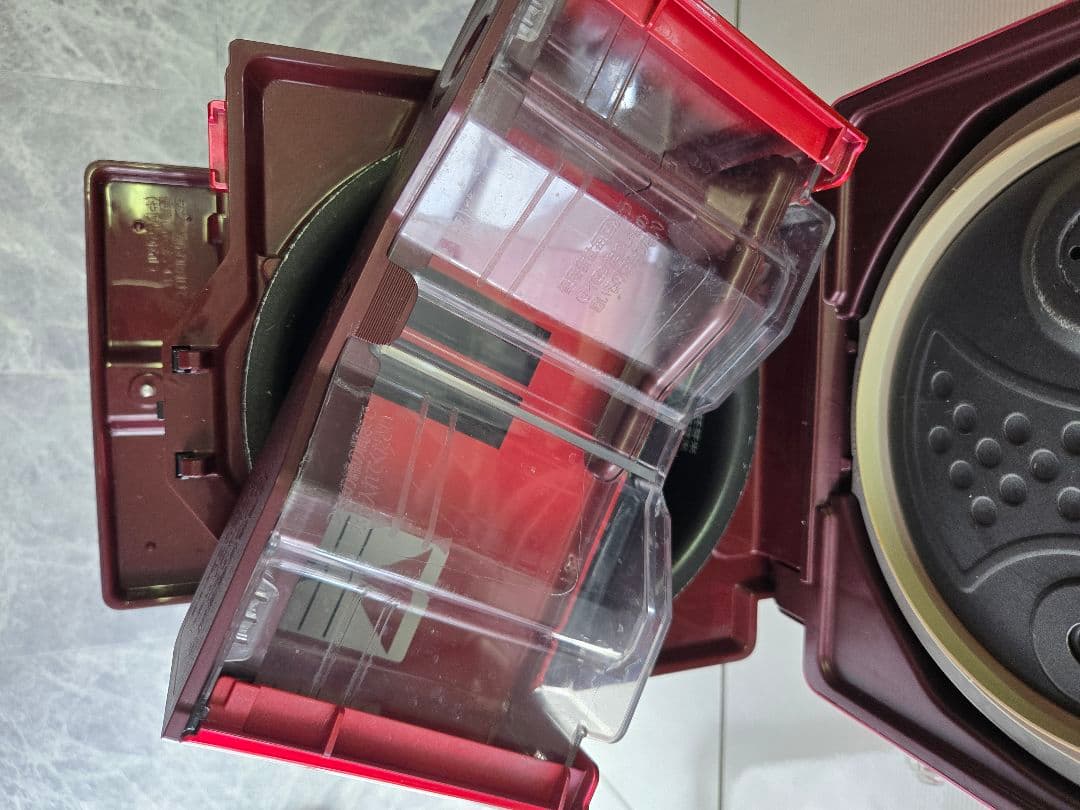 蒸気レス　MITSUBISHI NJ-XS103J