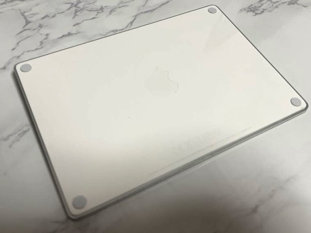 Apple Magic Trackpad 2（A1535）ホワイト