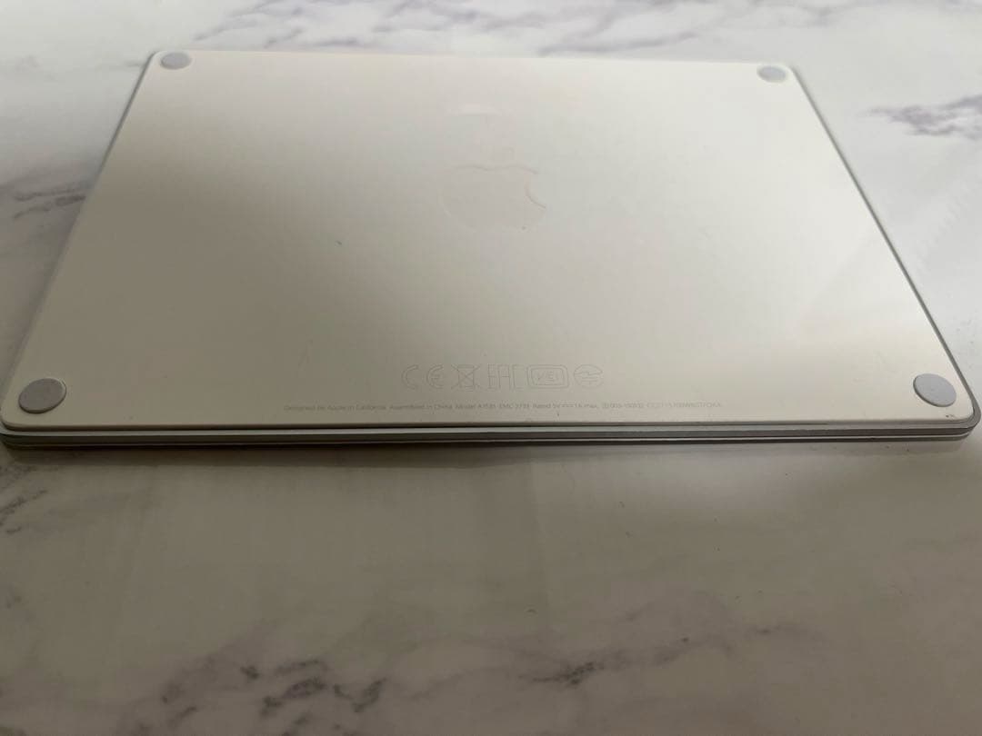 Apple Magic Trackpad 2（A1535）ホワイト