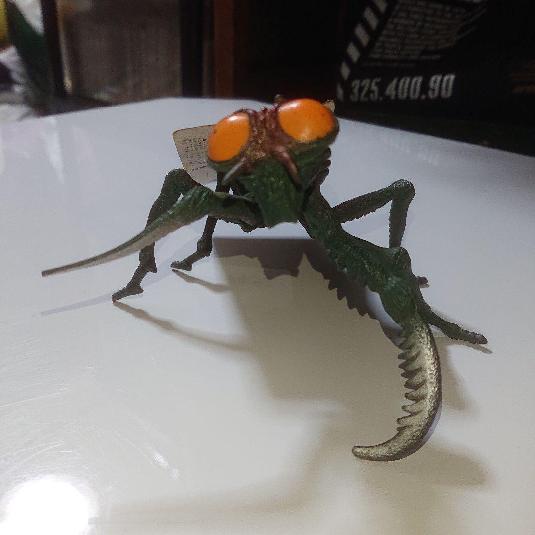 カマキラス ソフビ