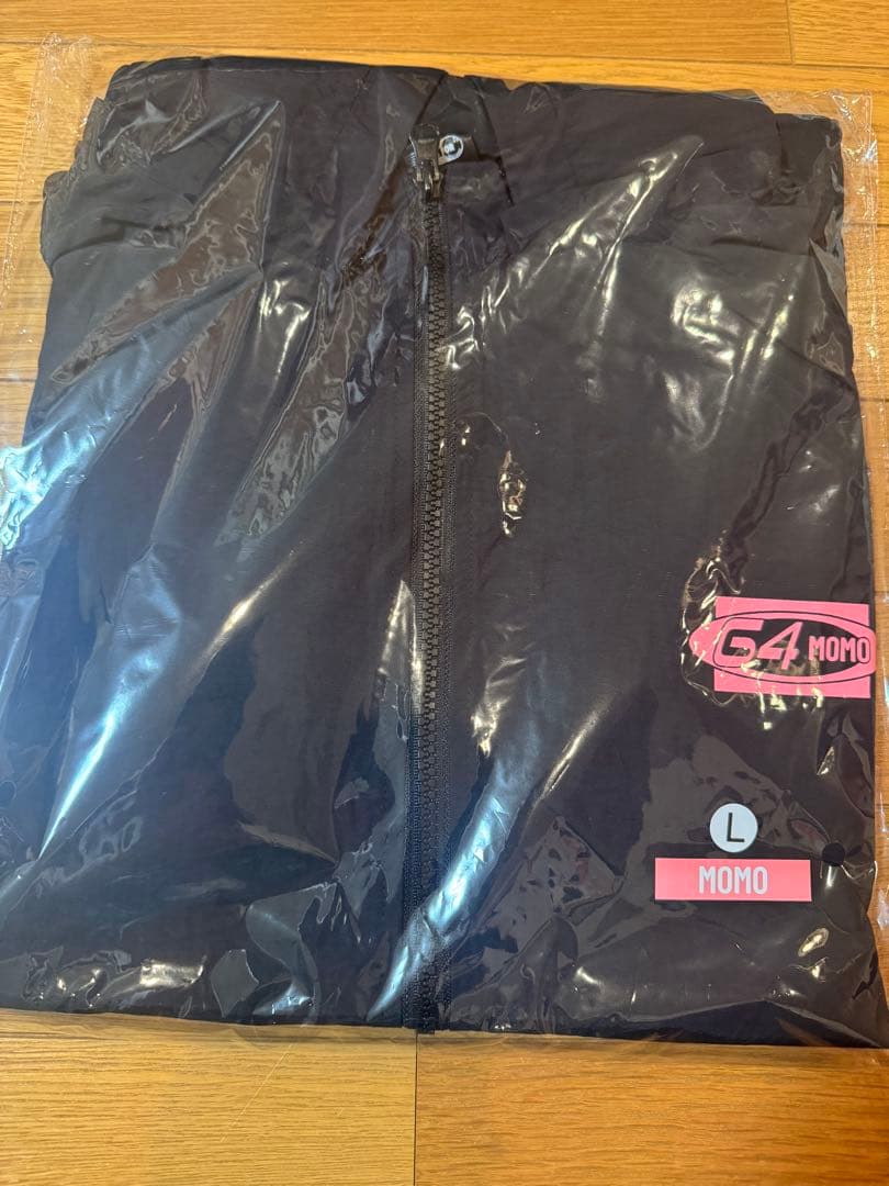 TWICE POPUP ポップアップ ウィンドブレーカー モモ L