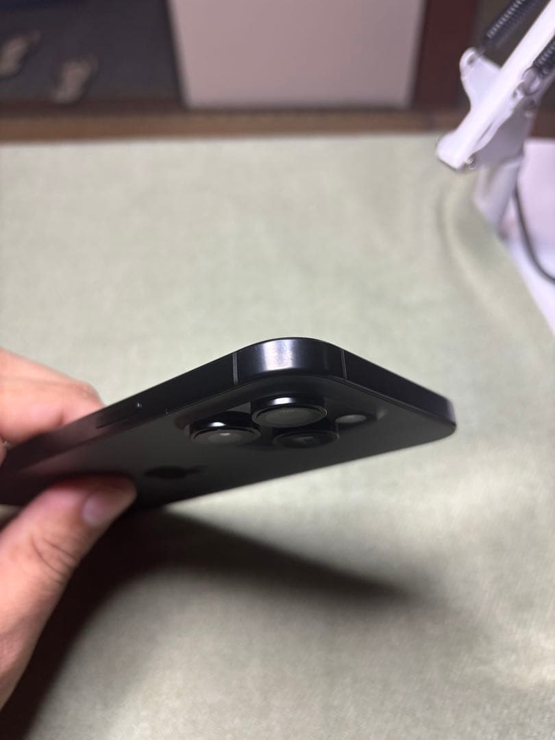 iPhone 16 Pro Max 512 ブラックチタニウム SIMフリー美品