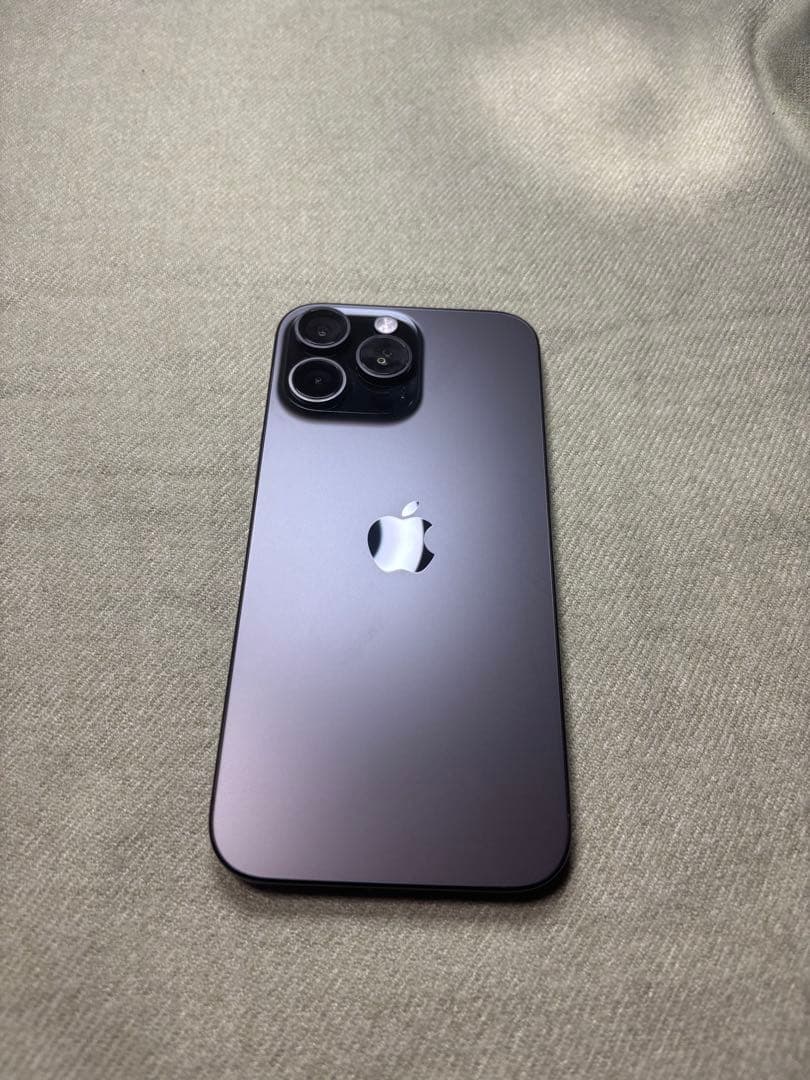 iPhone 16 Pro Max 512 ブラックチタニウム SIMフリー美品