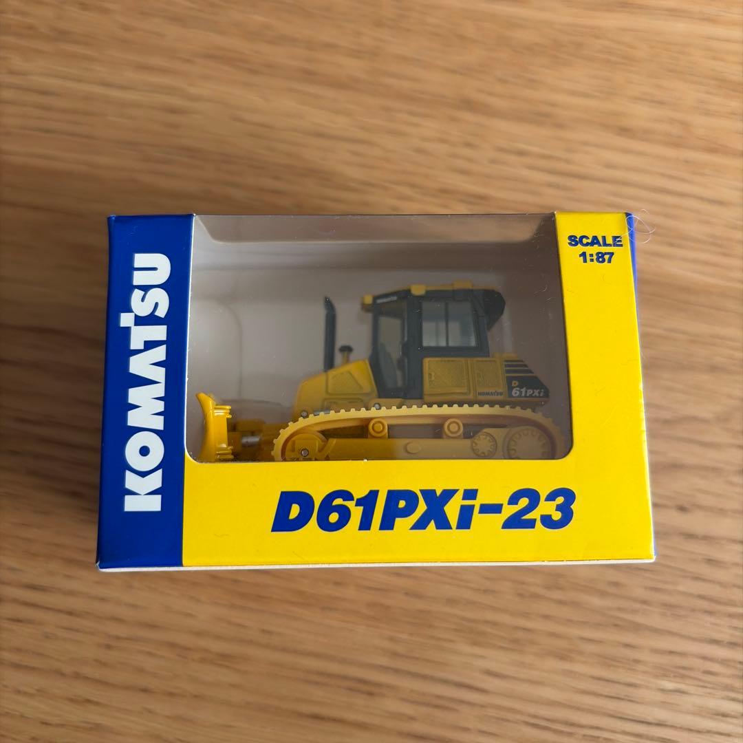 KOMATSU コマツ 株主優待 PC210LCi-10 D61PXi-23
