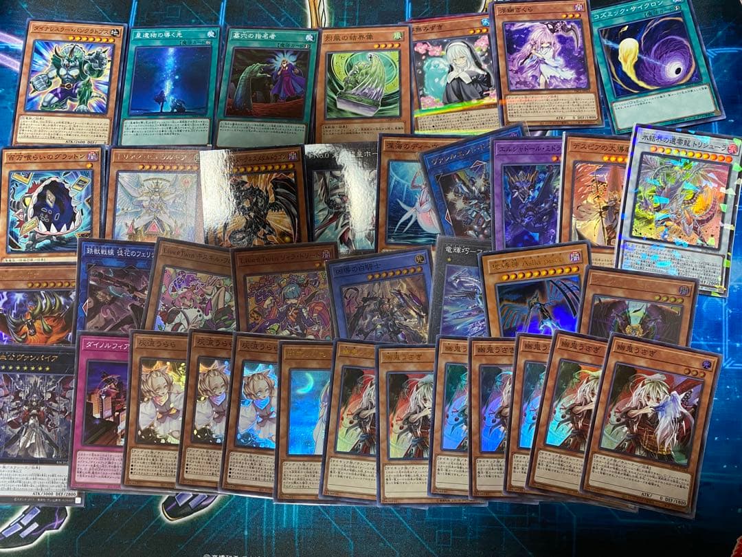 。*i様 遊戯王　まとめ売り　約10000枚